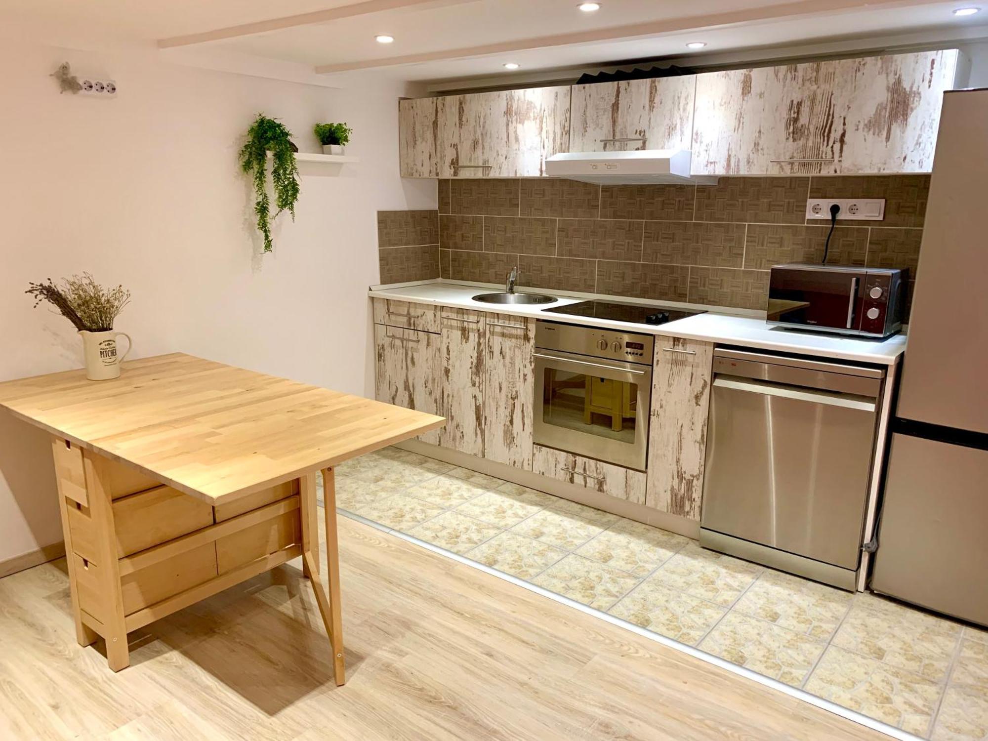 Apartament Mega